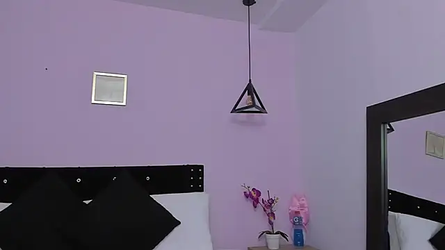 CeliWoods online show from 02.08.25