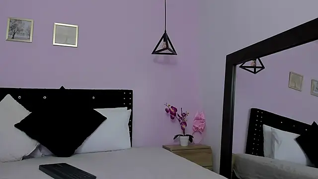 CeliWoods online show from 03.02.25