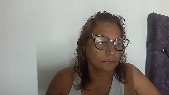 charrysexy1 online show from 11.04.25