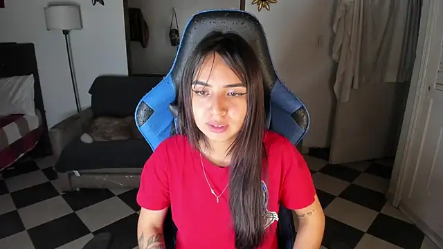 Miss Nicole online show from 03.14.25