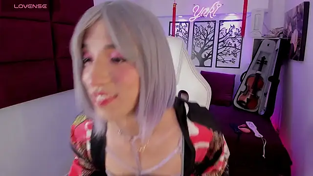 Snapshot of Yaki_Tai chatting on 03.04.25 Yaki Tai online show from 03.04.25