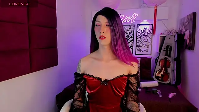 Snapshot of Yaki_Tai chatting on 03.20.25 Yaki Tai online show from 03.20.25