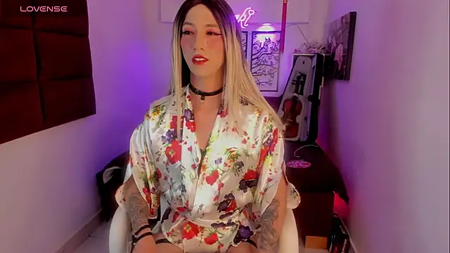 Snapshot of Yaki_Tai chatting on 03.22.25 Yaki Tai online show from 03.22.25