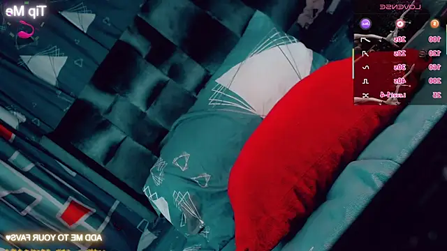 CharlotteBigCock online show from 03.05.26