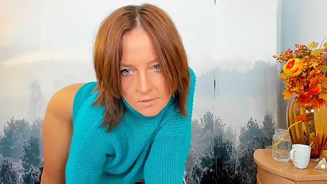 Snapshot of ViciousSiren chatting on 10.06.25 ViciousSiren online show from 10.06.25