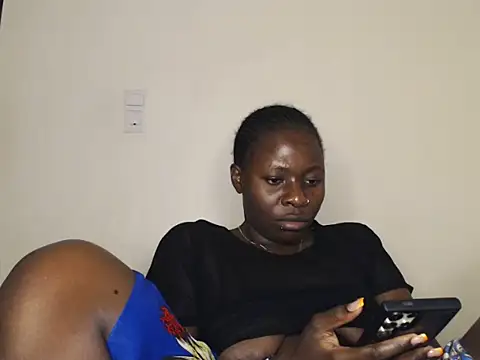 queenofqueens96 online show from 02.21.26