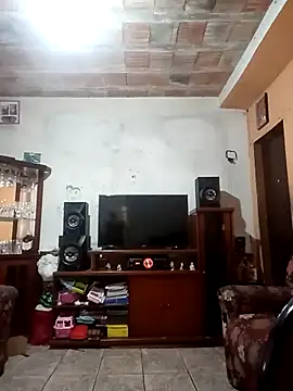 Snapshot of 121fff chatting on 10.29.25 121fff online show from 10.29.25