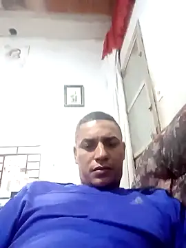 Snapshot of 121fff chatting on 11.19.25 121fff online show from 11.19.25