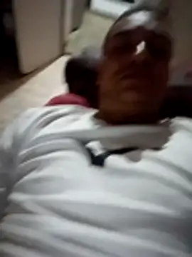 Snapshot of 121fff chatting on 11.22.25 121fff online show from 11.22.25