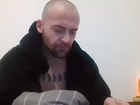 Snapshot of bigguy101 chatting on 01.03.25 bigguy101 online show from 01.03.25