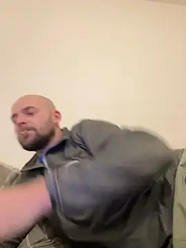 Snapshot of bigguy101 chatting on 01.07.25 bigguy101 online show from 01.07.25