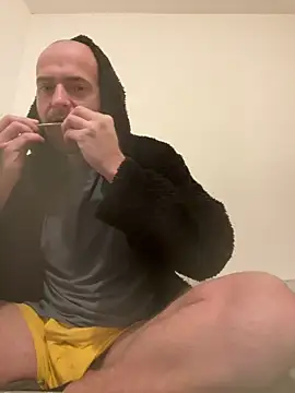 Snapshot of bigguy101 chatting on 03.20.25 bigguy101 online show from 03.20.25