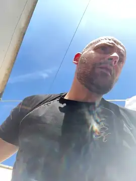 Snapshot of bigguy101 chatting on 03.20.25 bigguy101 online show from 03.20.25