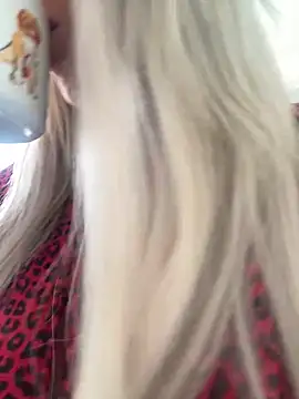 Bustyblondebabe32 online show from 03.12.25