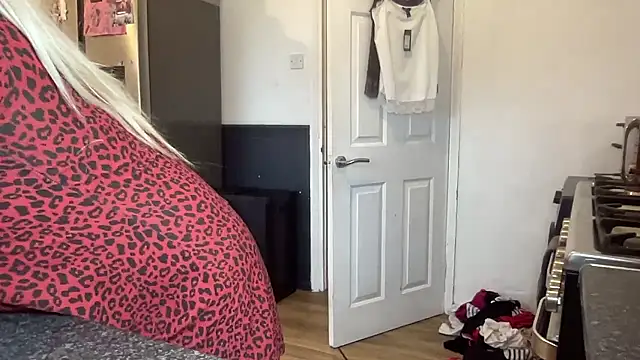 Bustyblondebabe32 online show from 06.07.26