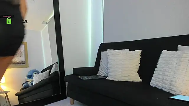 antonella dom1 online show from 04.22.26