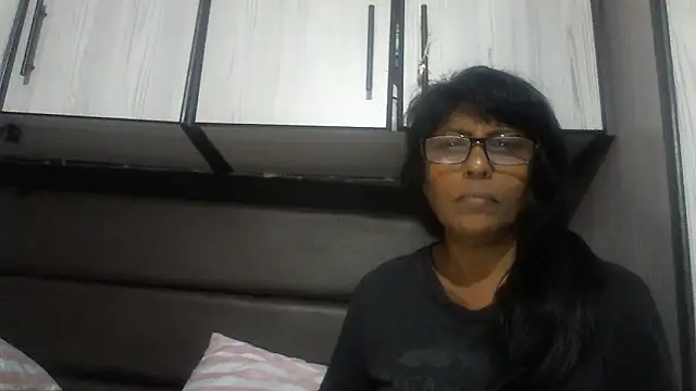 MsAttitude online show from 11.16.25