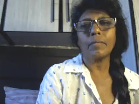 MsAttitude online show from 05.04.26
