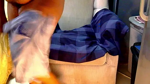 Snapshot of CharlesBlk79_ chatting on 12.05.25 CharlesBlk79 online show from 12.05.25