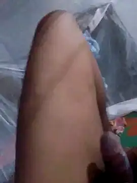 Longlund9 online show from 10.17.25