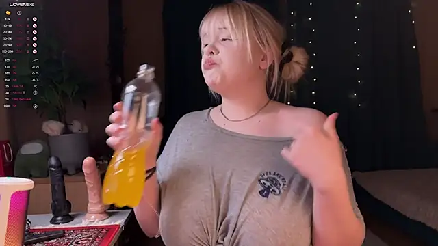 LisaLaas online show from 02.22.26