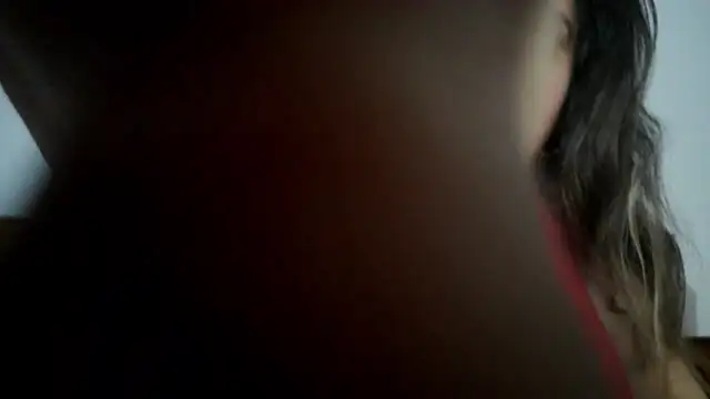 Snapshot of nicholle chatting on 03.25.26 nicholle online show from 03.25.26