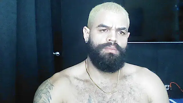 Snapshot of johnbrown2007 chatting on 10.21.25 johnbrown2007 online show from 10.21.25