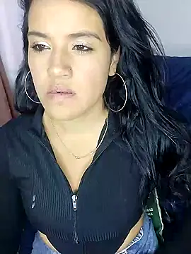 zhayra rose online show from 01.25.25