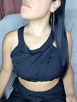 zhayra rose online show from 02.11.25