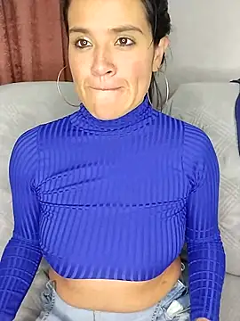 zhayra rose online show from 02.13.25