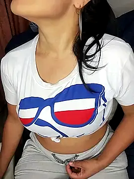 zhayra rose online show from 03.06.25