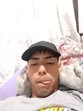 Snapshot of SEBASTHIAN chatting on 01.11.26 SEBASTHIAN online show from 01.11.26