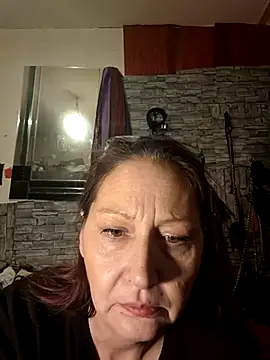 Snapshot of dominatrixredsonyja chatting on 12.08.24 dominatrixredsonyja online show from 12.08.24