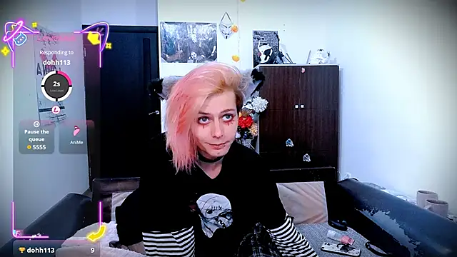 Littlepinkcat online show from 09.28.25