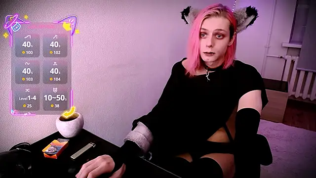 Littlepinkcat online show from 02.03.26