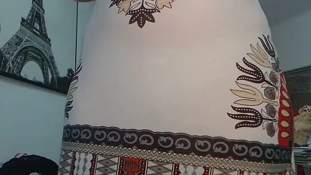 Snapshot of AnnaBellaLuckyXOXO chatting on 11.21.25 AnnaBellaLuckyXOXO online show from 11.21.25