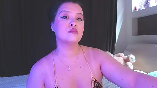 Snapshot of Malika_uAngel chatting on 07.28.26 Malika uAngel online show from 07.28.26