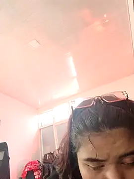 Snapshot of SabinaMerchetti chatting on 02.14.26 SabinaMerchetti online show from 02.14.26