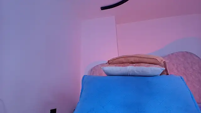 naomi kyse online show from 06.08.26
