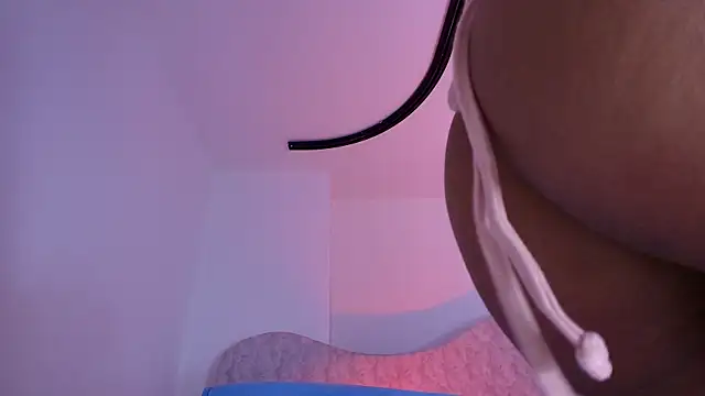 naomi kyse online show from 06.20.26