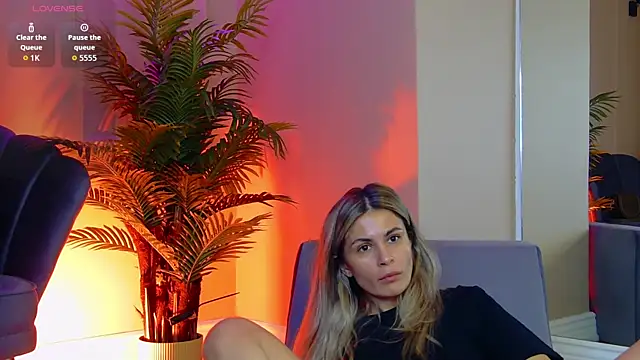 Avril Cyrus online show from 11.22.25