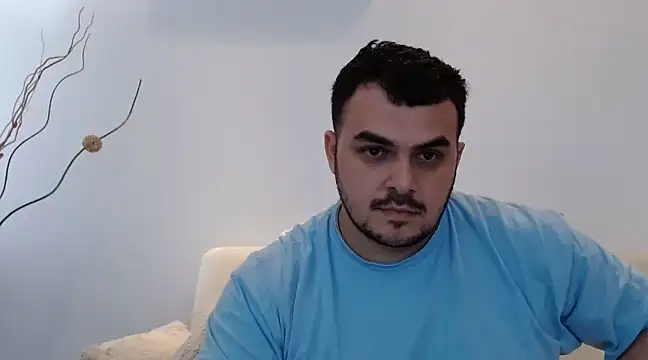 Snapshot of show_boy_97 chatting on 03.19.25 show boy 97 online show from 03.19.25