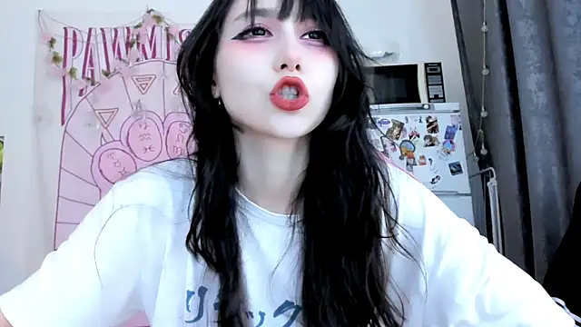 Holy420lolii online show from 05.28.26