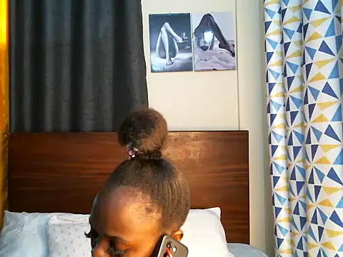 Snapshot of pay_tience chatting on 06.26.26 pay tience online show from 06.26.26