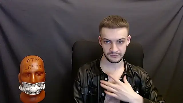 Snapshot of _Damien_thorn_ chatting on 12.08.24 Damien thorn online show from 12.08.24