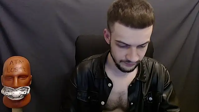 Snapshot of _Damien_thorn_ chatting on 12.15.24 Damien thorn online show from 12.15.24