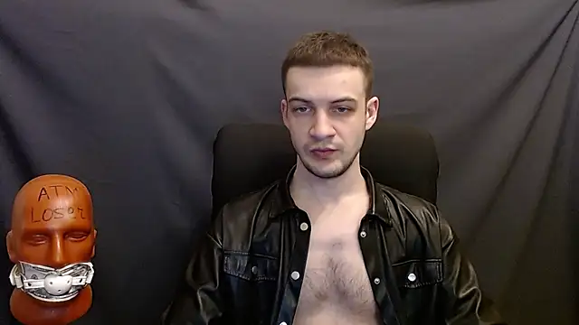 Snapshot of _Damien_thorn_ chatting on 12.20.24 Damien thorn online show from 12.20.24