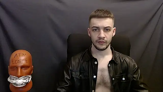 Snapshot of _Damien_thorn_ chatting on 12.26.24 Damien thorn online show from 12.26.24