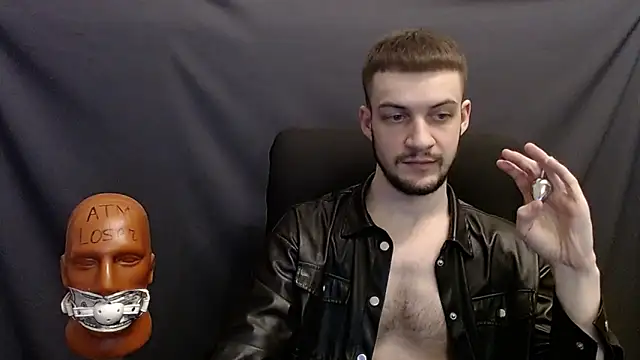 Snapshot of _Damien_thorn_ chatting on 01.05.25 Damien thorn online show from 01.05.25