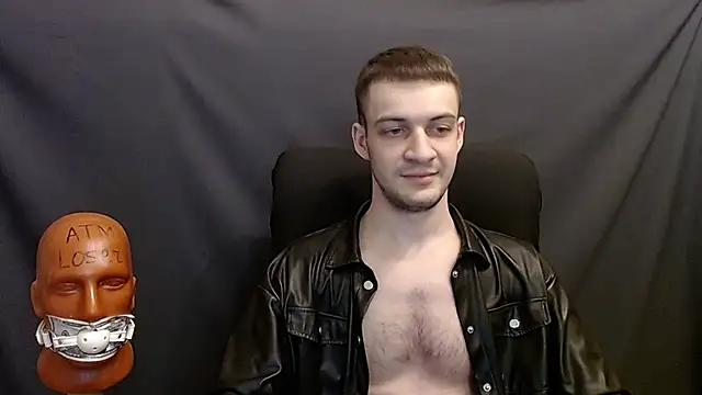 Snapshot of _Damien_thorn_ chatting on 01.07.25 Damien thorn online show from 01.07.25